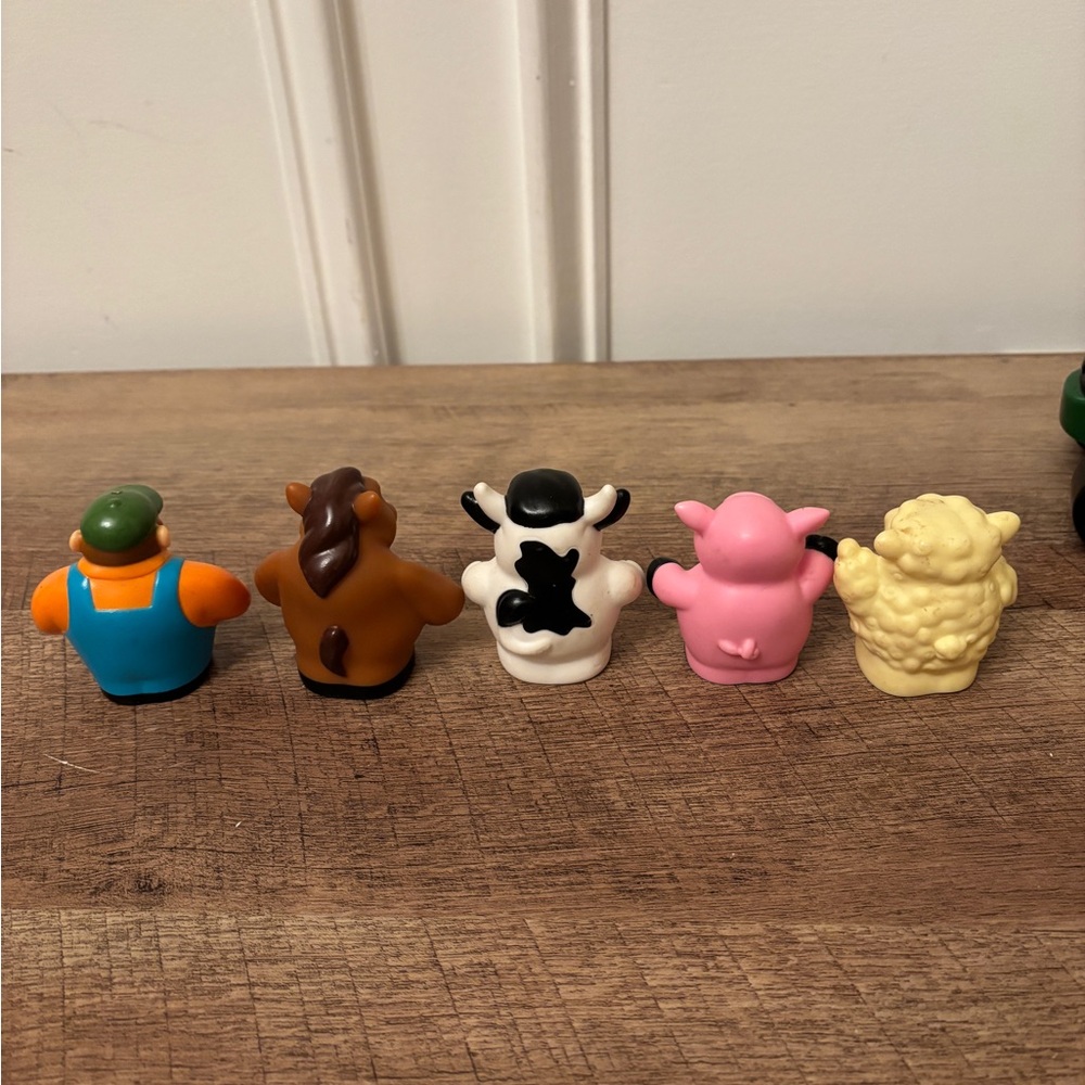 ERTL John Deere Animal Sounds Hayride Set Toy Tractor Wagon Farmer Farm Animals - Picture 5 of 5